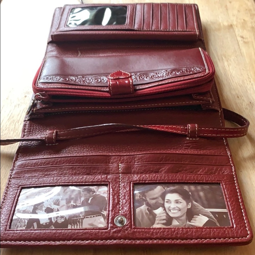 Brighton Red Crossbody - Picture 6 of 7